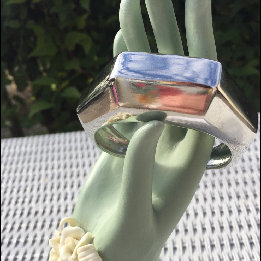 Exquisite Clara Kasavina Bracelet - Picture 3 of 4